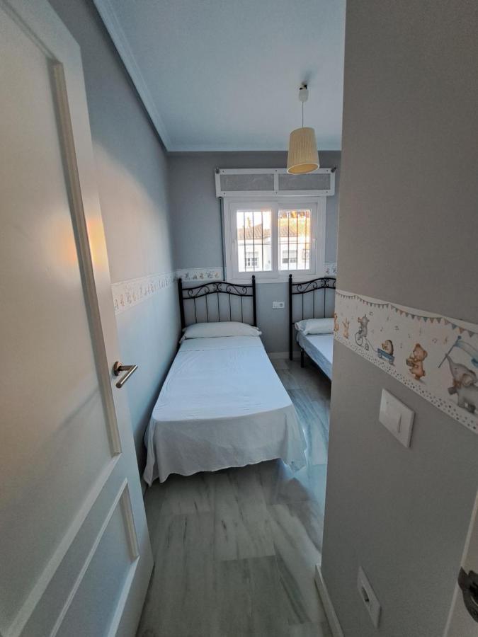 Apartamento Pinares Del Atlantico Chiclana de la Frontera Esterno foto